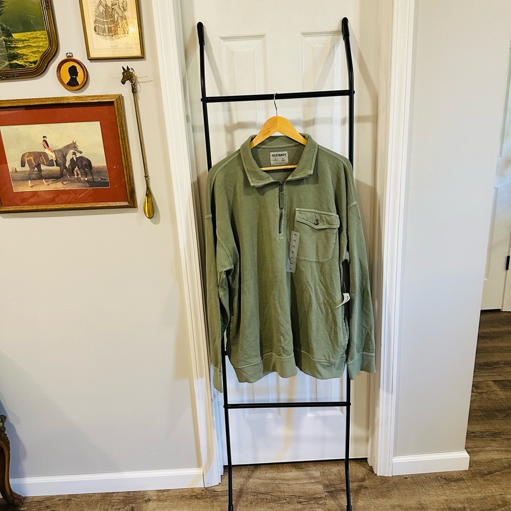 Old Navy Green Sweatshirt